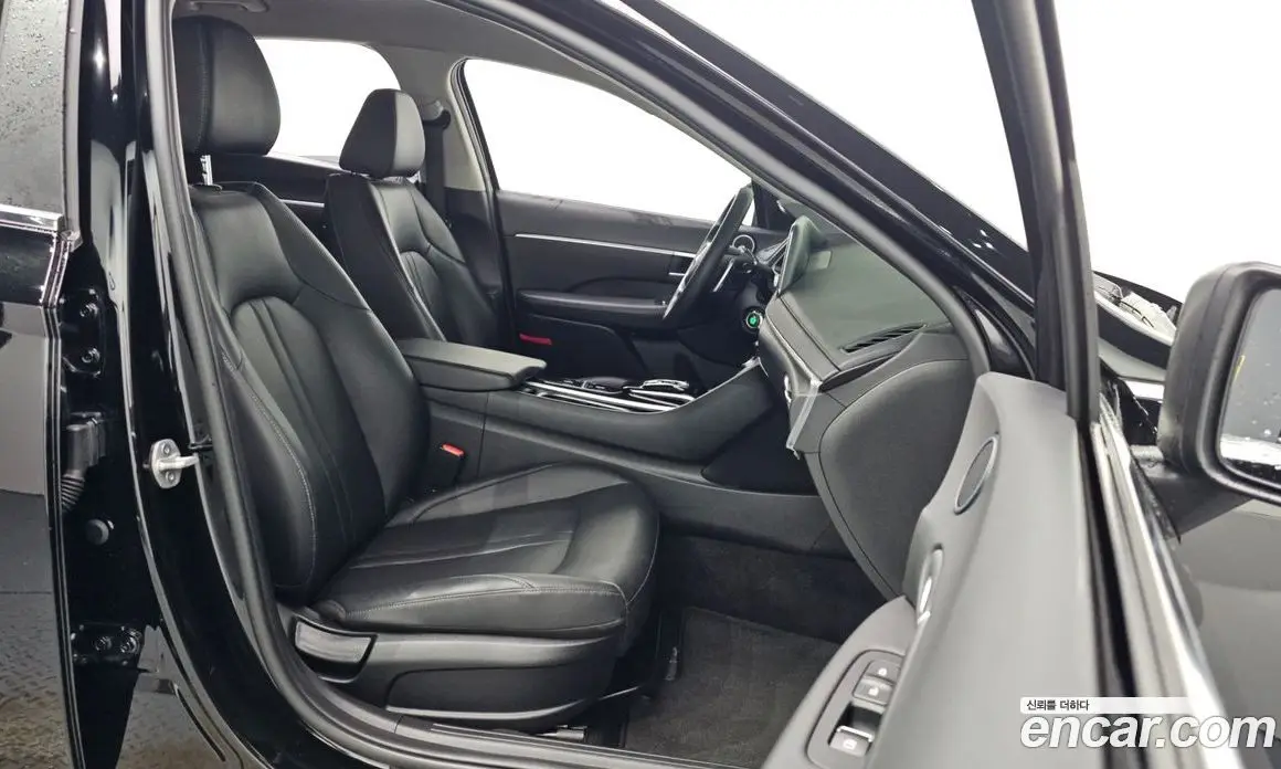 Hyundai Sonata 2023 2.0 автомат (гидро), фото 17 Hyundai Sonata 2023 2.0 автомат (гидро), фото 17