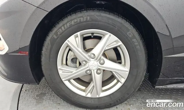 Hyundai Sonata 2023 2.0 автомат (гидро), миниатюра 5 Hyundai Sonata 2023 2.0 автомат (гидро), миниатюра 5