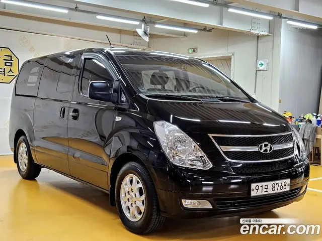 Hyundai Starex 2013 2.5 автомат (гидро), миниатюра 2