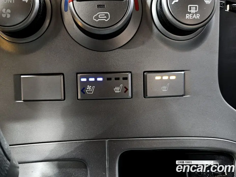 Hyundai Starex 2013 2.5 автомат (гидро), фото 17