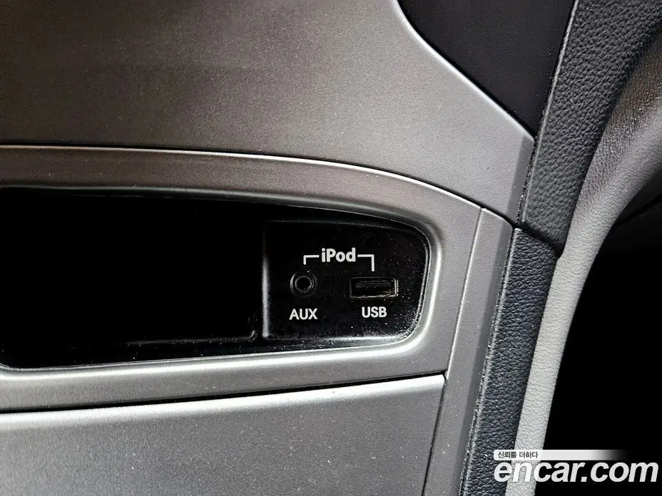Hyundai Starex 2013 2.5 автомат (гидро), фото 19