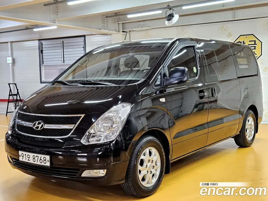 Hyundai Starex 2013 2.5 автомат (гидро), фото 4