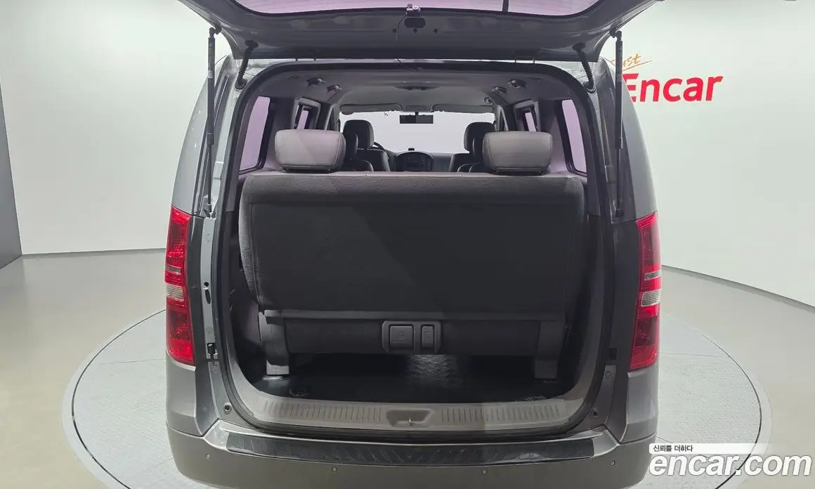 Hyundai Starex 2015 2.5 автомат (гидро), фото 20