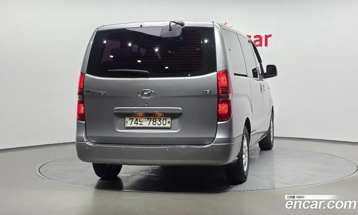 Hyundai Starex 2015 2.5 автомат (гидро), фото 4