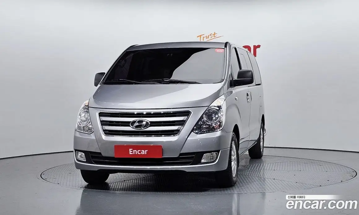 Hyundai Starex 2017 2.5 автомат (гидро), фото 3