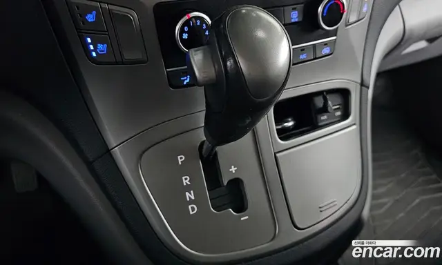 Hyundai Starex 2017 2.5 автомат (гидро), миниатюра 9