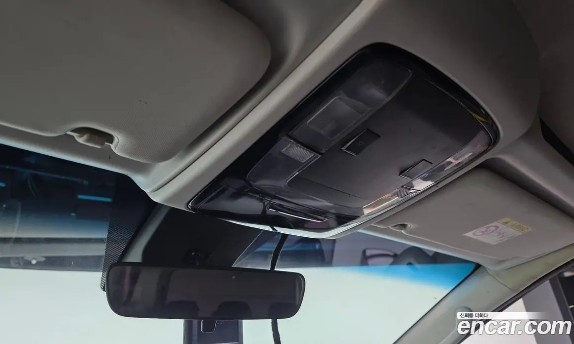 Hyundai Staria 2021 3.5 автомат (гидро), фото 19