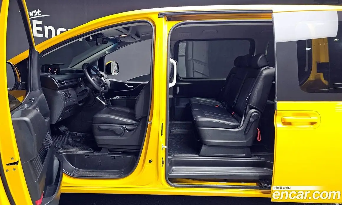 Hyundai Staria 2023 2.2 автомат (гидро), фото 17 Hyundai Staria 2023 2.2 автомат (гидро), фото 17