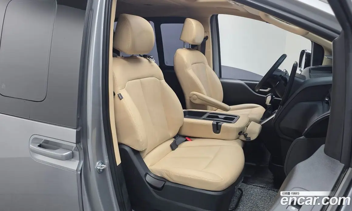 Hyundai Staria 2023 3.5 автомат (гидро), фото 16 Hyundai Staria 2023 3.5 автомат (гидро), фото 16
