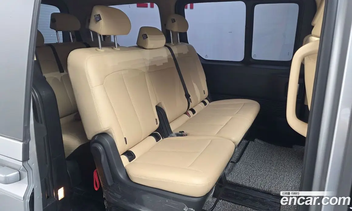 Hyundai Staria 2023 3.5 автомат (гидро), фото 18 Hyundai Staria 2023 3.5 автомат (гидро), фото 18