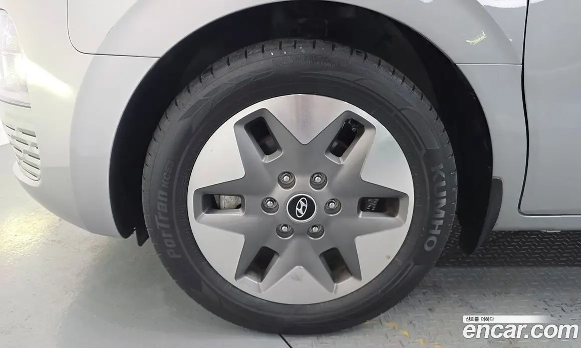 Hyundai Staria 2023 3.5 автомат (гидро), фото 5 Hyundai Staria 2023 3.5 автомат (гидро), фото 5