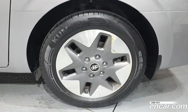 Hyundai Staria 2023 3.5 автомат (гидро), миниатюра 7 Hyundai Staria 2023 3.5 автомат (гидро), миниатюра 7