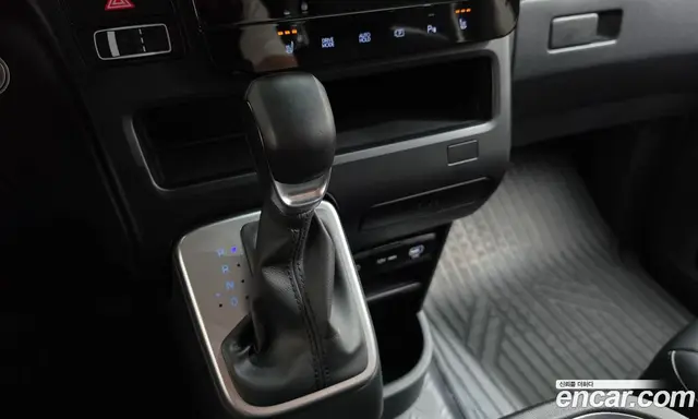 Hyundai Staria 2024 2.2 автомат (гидро), миниатюра 11 Hyundai Staria 2024 2.2 автомат (гидро), миниатюра 11