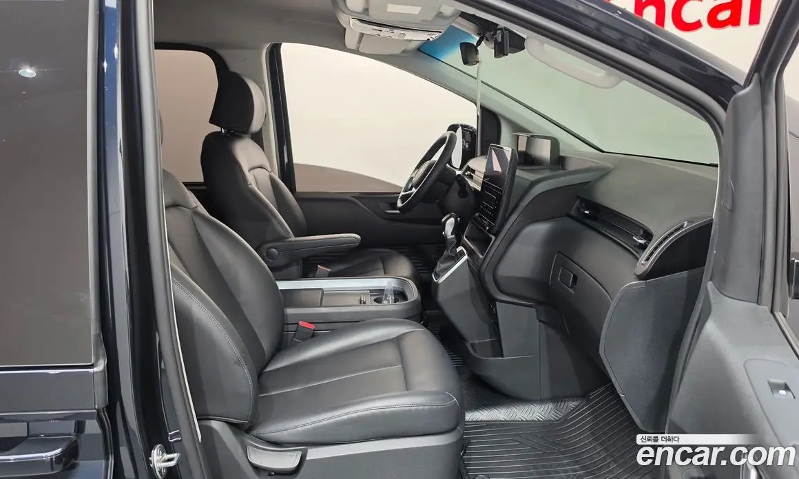 Hyundai Staria 2024 2.2 автомат (гидро), фото 15 Hyundai Staria 2024 2.2 автомат (гидро), фото 15