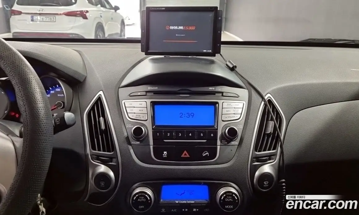 Hyundai Tucson 2009 2.0 автомат (гидро), фото 13