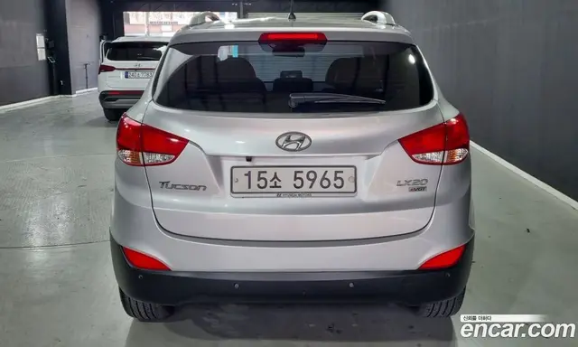 Hyundai Tucson 2009 2.0 автомат (гидро), миниатюра 4