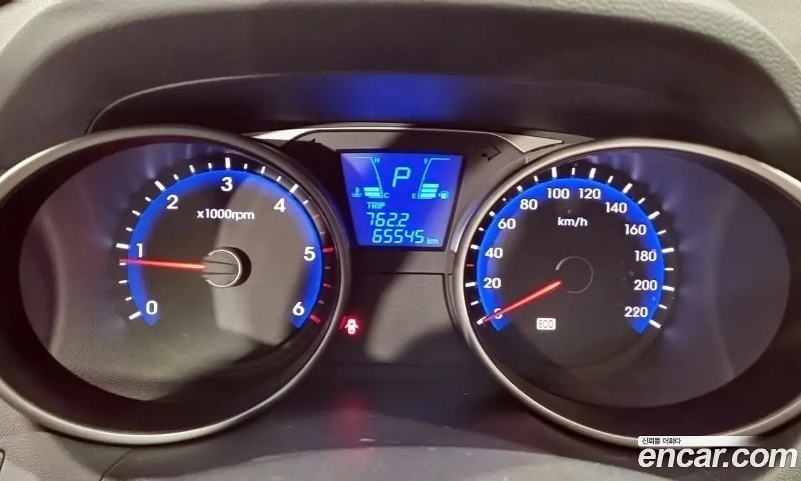 Hyundai Tucson 2009 2.0 автомат (гидро), фото 8
