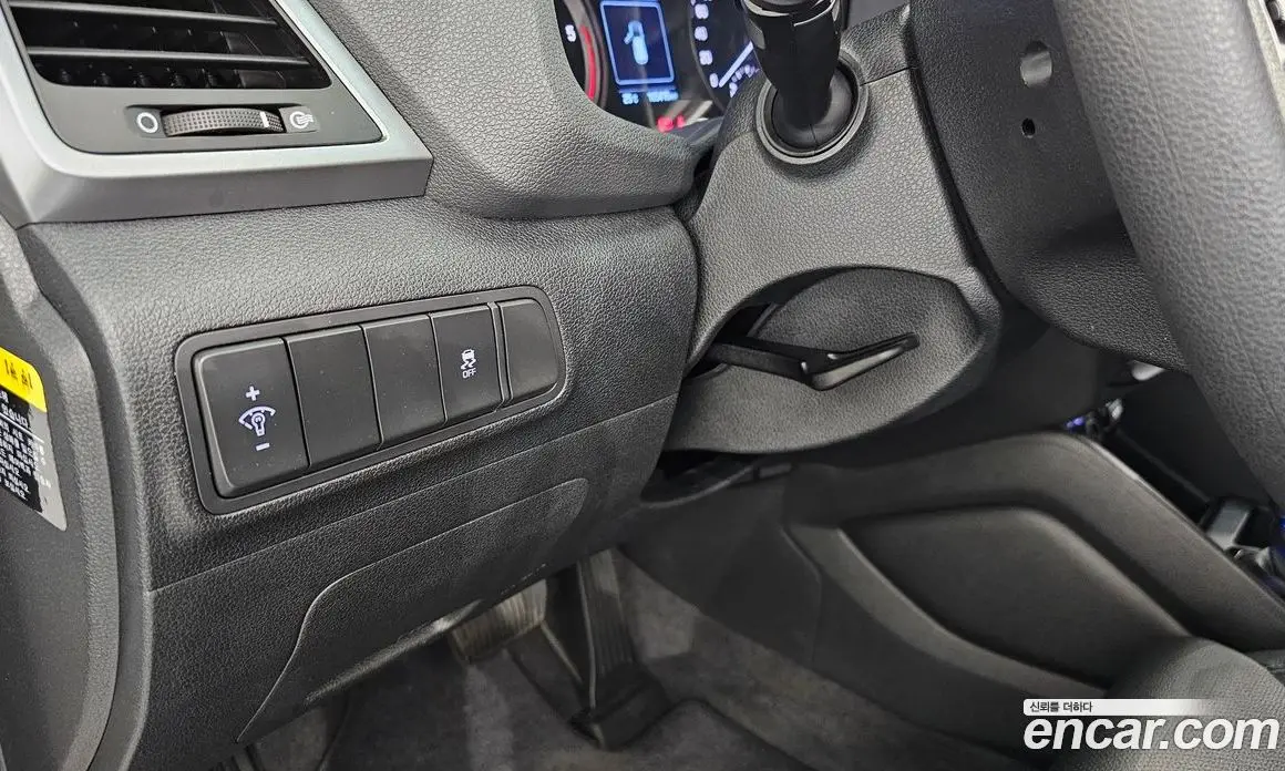 Hyundai Tucson 2015 1.7 автомат (гидро), фото 17