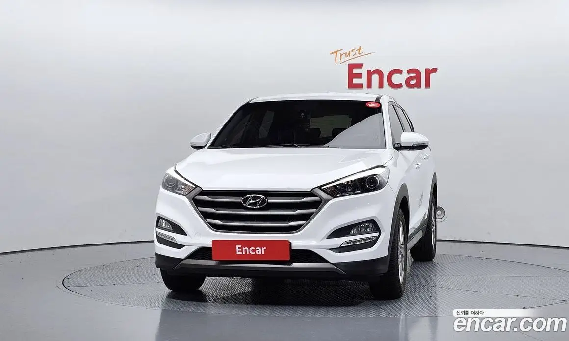 Hyundai Tucson 2015 1.7 автомат (гидро), фото 3
