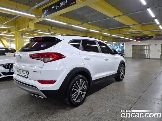 Hyundai Tucson 2017 2.0 автомат (гидро), миниатюра 2