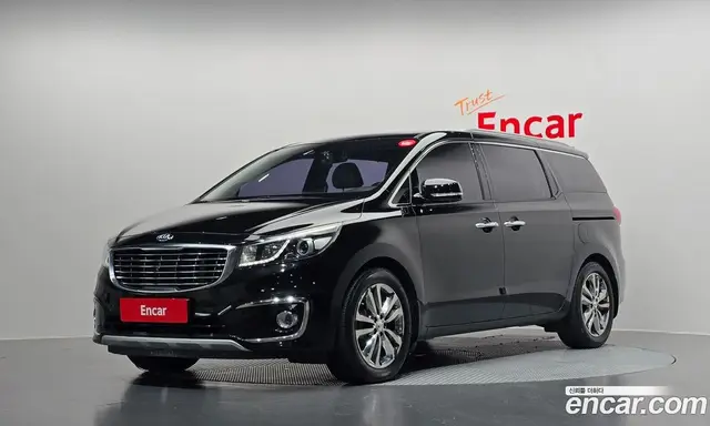 Kia Carnival, 2015, 74 197 км