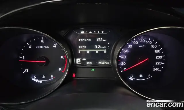Kia Carnival 2015 2.2 автомат (гидро), миниатюра 11 Kia Carnival 2015 2.2 автомат (гидро), миниатюра 11