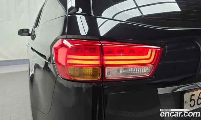 Kia Carnival 2015 2.2 автомат (гидро), миниатюра 9 Kia Carnival 2015 2.2 автомат (гидро), миниатюра 9