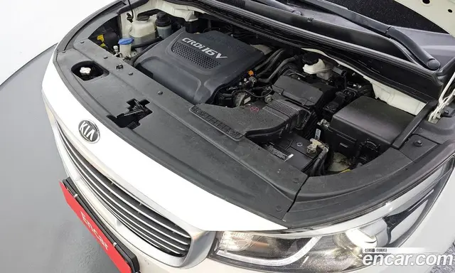 Kia Carnival 2015 2.2 автомат (гидро), миниатюра 6 Kia Carnival 2015 2.2 автомат (гидро), миниатюра 6