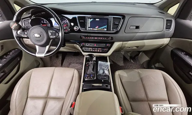 Kia Carnival 2015 2.2 автомат (гидро), миниатюра 7 Kia Carnival 2015 2.2 автомат (гидро), миниатюра 7