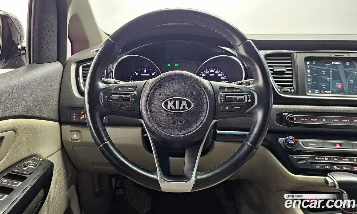 Kia Carnival 2017 2.2 автомат (гидро), фото 13 Kia Carnival 2017 2.2 автомат (гидро), фото 13