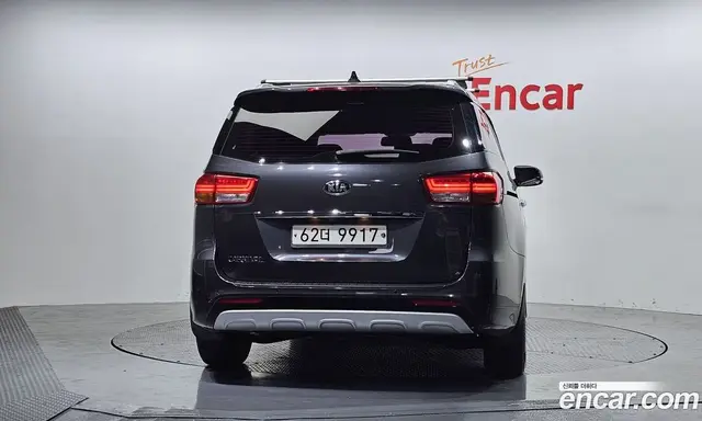 Kia Carnival 2017 2.2 автомат (гидро), миниатюра 4 Kia Carnival 2017 2.2 автомат (гидро), миниатюра 4