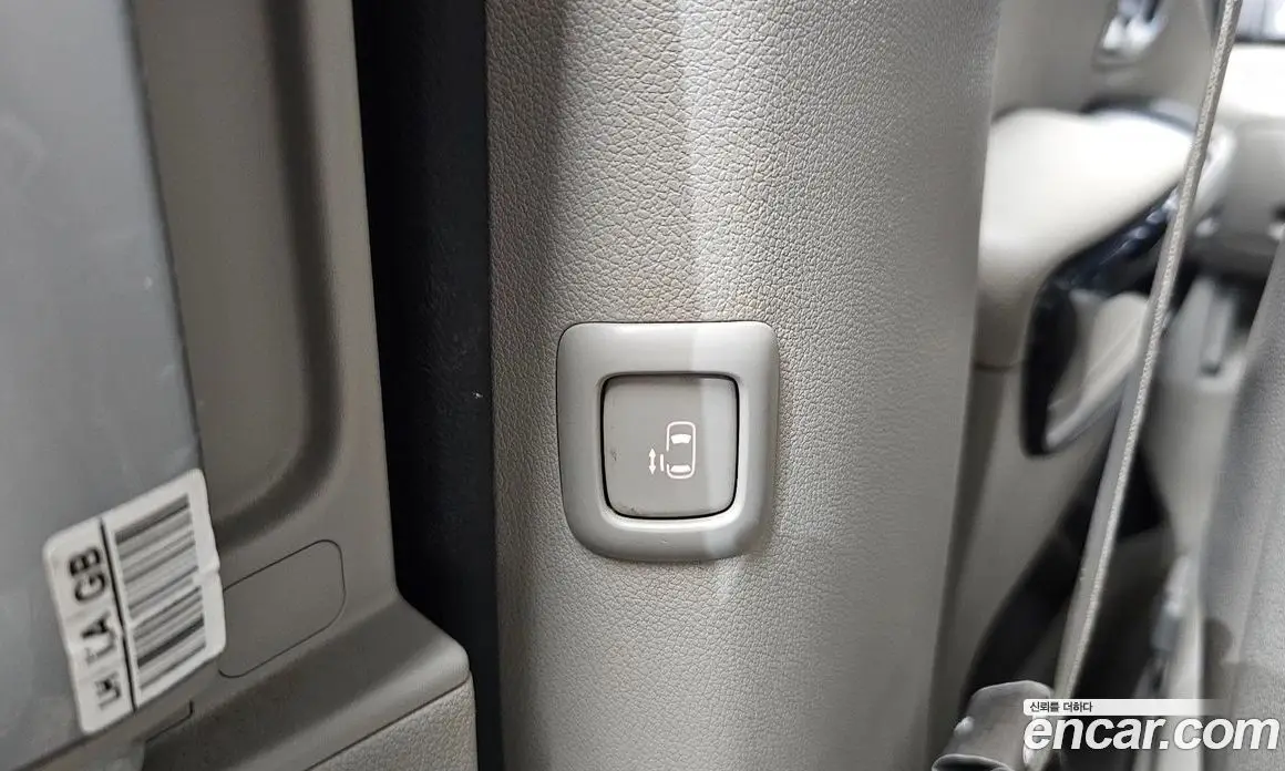 Kia Carnival 2017 2.2 автомат (гидро), фото 20