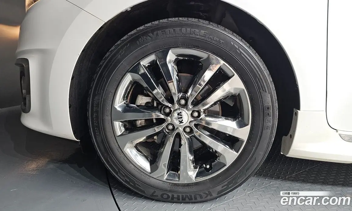 Kia Carnival 2017 2.2 автомат (гидро), фото 5