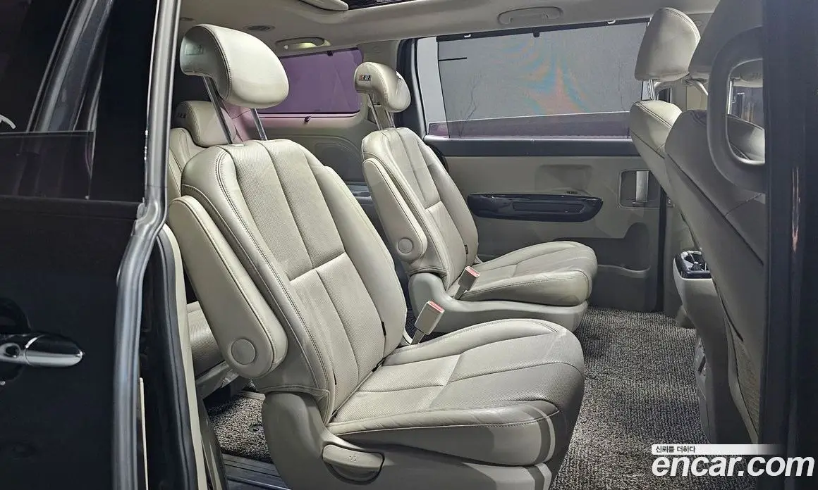 Kia Carnival 2018 3.3 автомат (гидро), фото 17