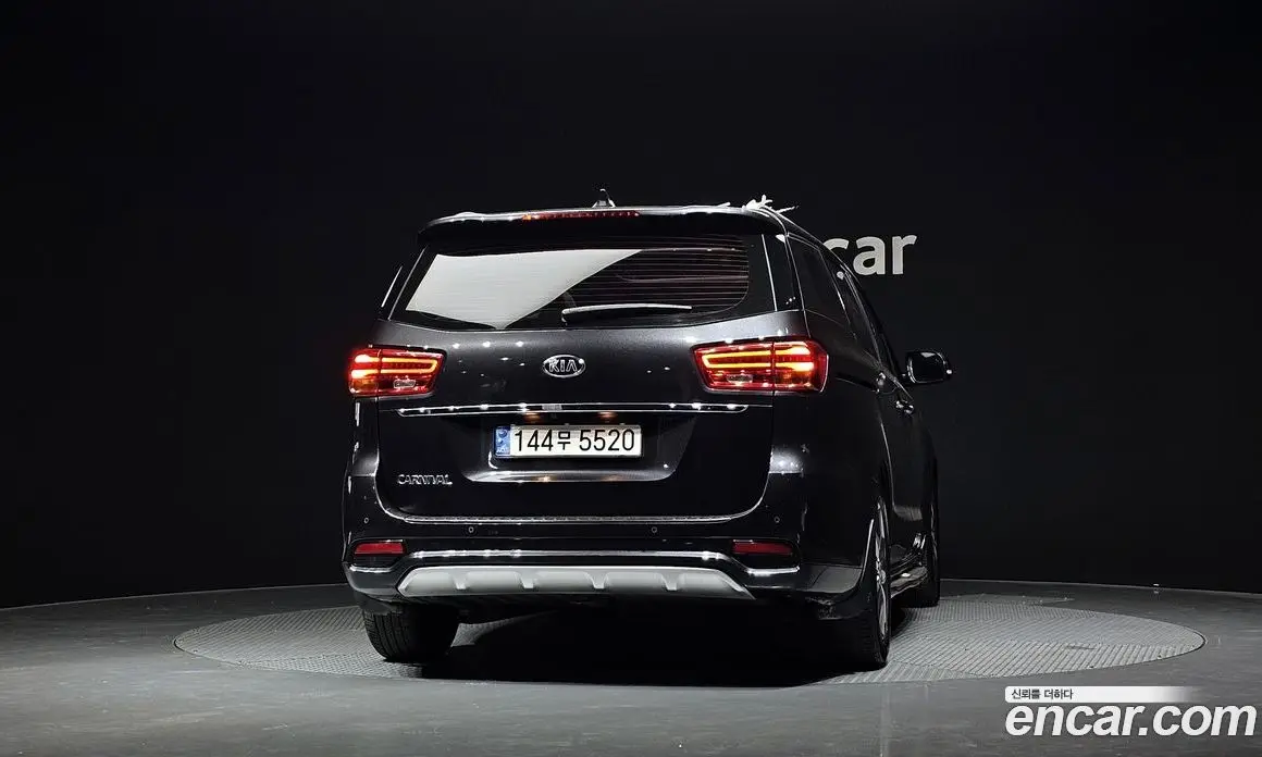 Kia Carnival 2018 3.3 автомат (гидро), фото 4