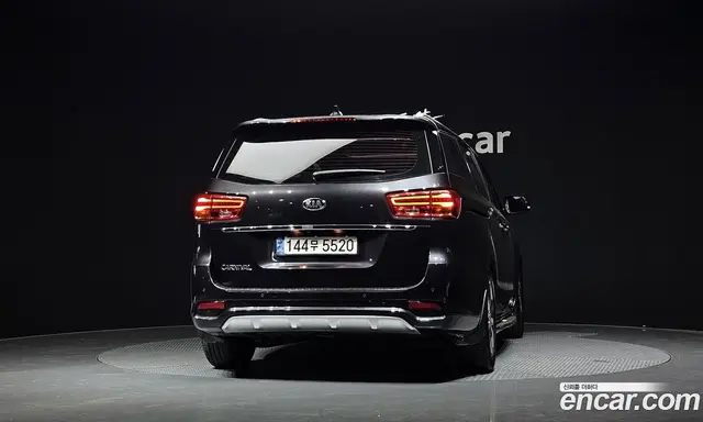 Kia Carnival 2018 3.3 автомат (гидро), миниатюра 4