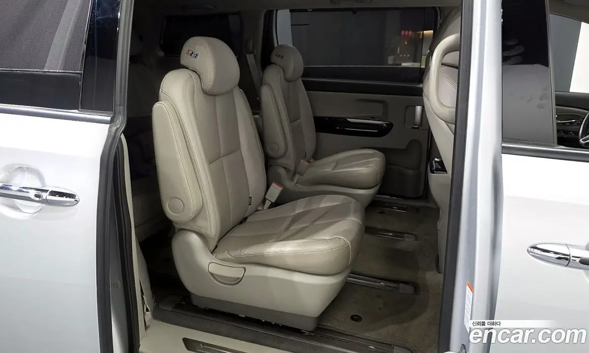 Kia Carnival 2018 3.3 автомат (гидро), фото 17