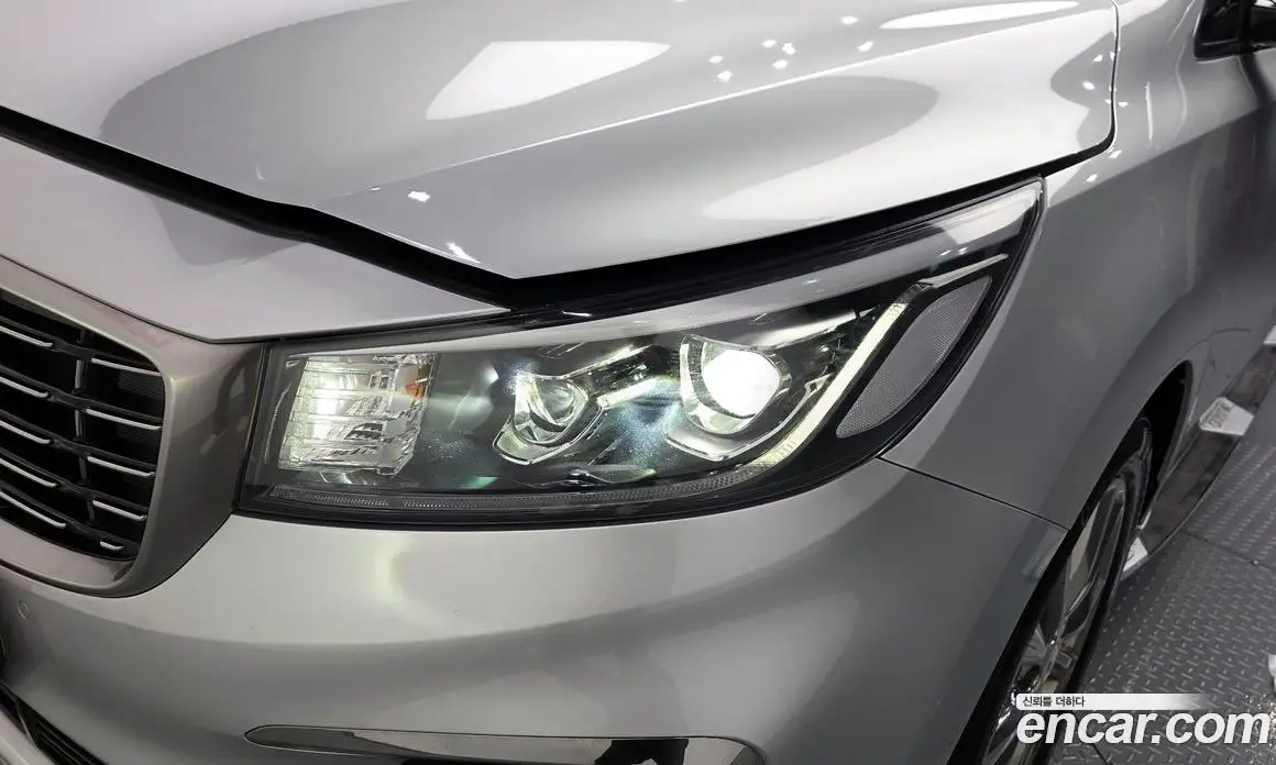 Kia Carnival 2018 3.3 автомат (гидро), фото 8