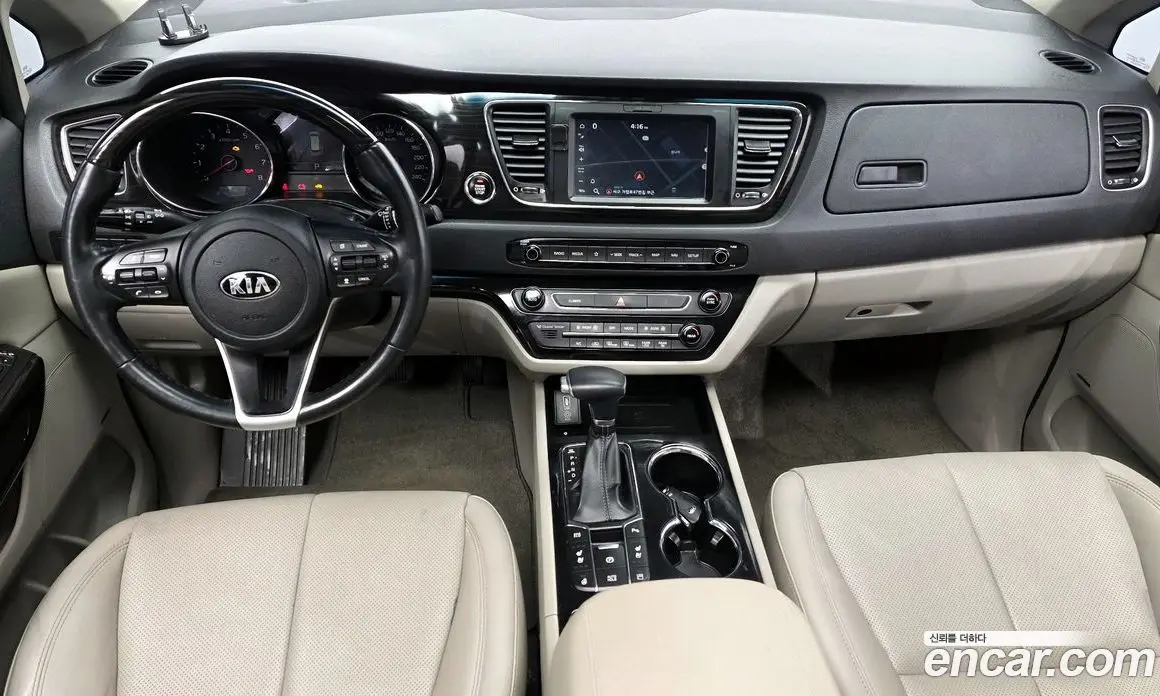 Kia Carnival 2018 3.3 автомат (гидро), фото 10