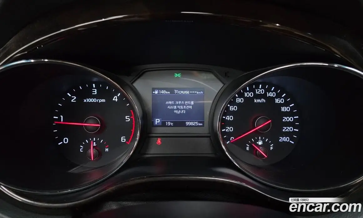 Kia Carnival 2019 2.2 автомат (гидро), фото 11 Kia Carnival 2019 2.2 автомат (гидро), фото 11