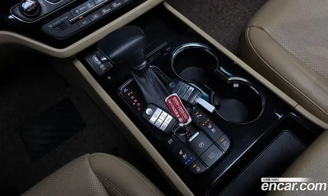 Kia Carnival 2019 2.2 автомат (гидро), миниатюра 12