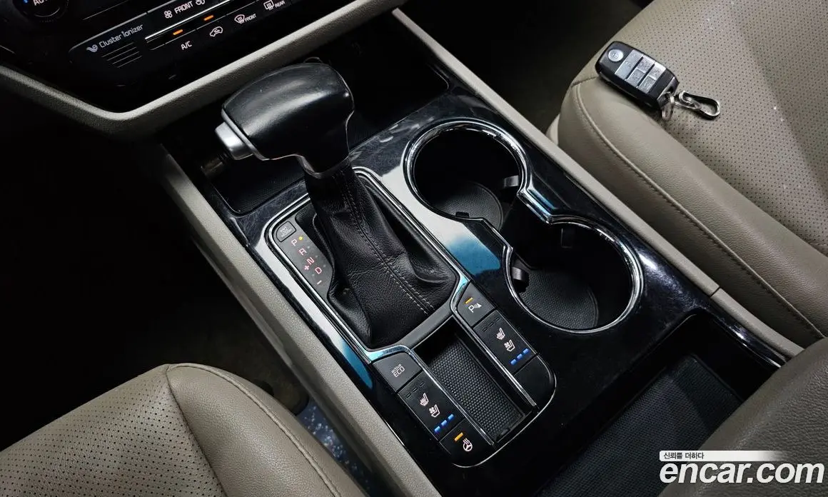 Kia Carnival 2019 2.2 автомат (гидро), фото 12 Kia Carnival 2019 2.2 автомат (гидро), фото 12