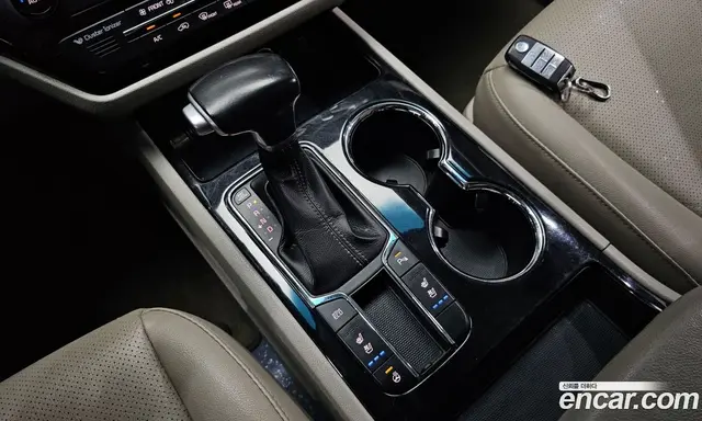 Kia Carnival 2019 2.2 автомат (гидро), миниатюра 12