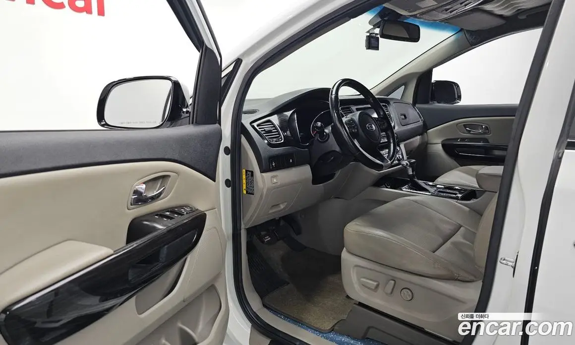 Kia Carnival 2019 2.2 автомат (гидро), фото 13 Kia Carnival 2019 2.2 автомат (гидро), фото 13