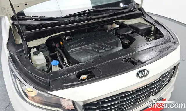 Kia Carnival 2019 2.2 автомат (гидро), миниатюра 6 Kia Carnival 2019 2.2 автомат (гидро), миниатюра 6
