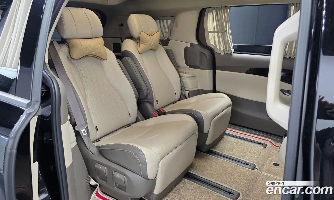 Kia Carnival 2021 2.2 автомат (гидро), фото 12