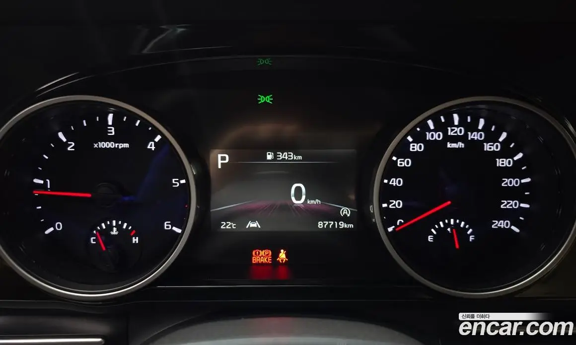 Kia Carnival 2021 2.2 автомат (гидро), фото 11 Kia Carnival 2021 2.2 автомат (гидро), фото 11