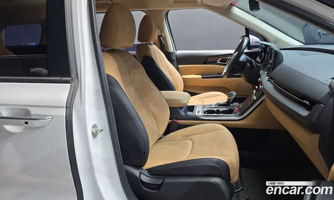 Kia Carnival 2021 2.2 автомат (гидро), фото 16 Kia Carnival 2021 2.2 автомат (гидро), фото 16