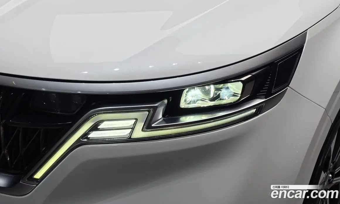 Kia Carnival 2021 2.2 автомат (гидро), фото 8 Kia Carnival 2021 2.2 автомат (гидро), фото 8