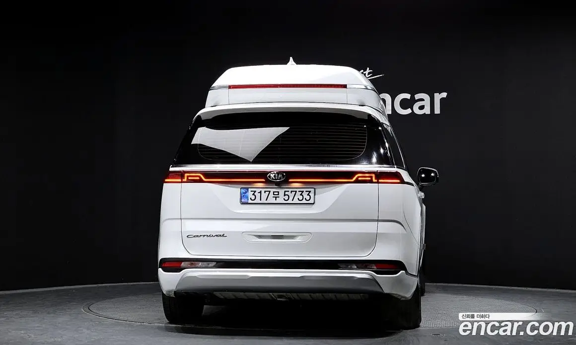 Kia Carnival 2021 3.5 автомат (гидро), фото 4 Kia Carnival 2021 3.5 автомат (гидро), фото 4